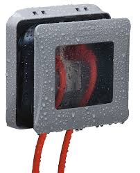 HUBBELL Low Profile Expandable 2-Gang In-Use Cover (Up To-3")